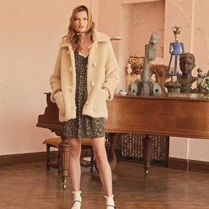 Doên Mot shearling reversible vegan jacket in cream